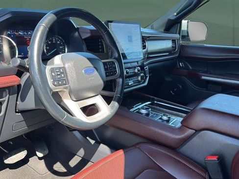 Used 2024 Ford Expedition Max Limited image 17