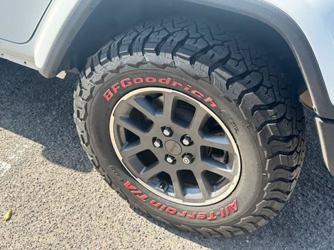 Used 2021 Jeep Wrangler Unlimited Sport AWD/4WD image 12