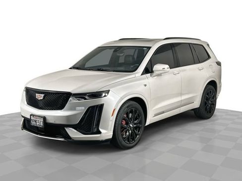 Used 2025 Cadillac XT6 Sport w/ Technology Package AWD/4WD image 1