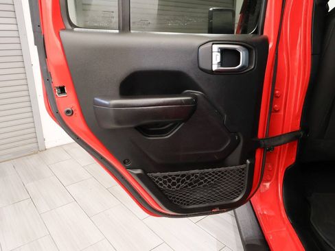 Used 2020 Jeep Gladiator Sport w/ Quick Order Package 23S AWD/4WD image 15