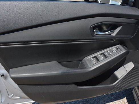 Used 2023 Honda Accord EX image 12