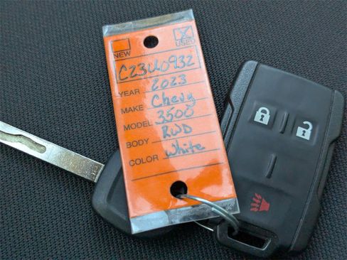 Certified 2023 Chevrolet Silverado 3500 W/T image 19