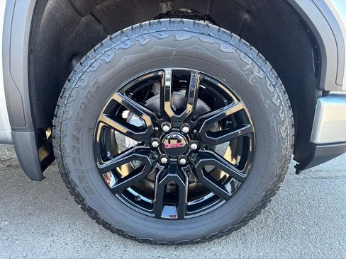 New 2026 GMC Sierra 1500 Elevation w/ Elevation Premium Package AWD/4WD image 32