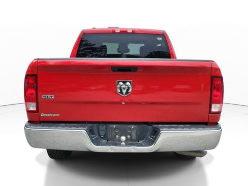 Used 2021 RAM 1500 Classic SLT RWD image 4