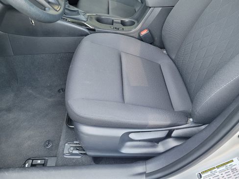 Used 2024 Toyota Corolla LE image 23