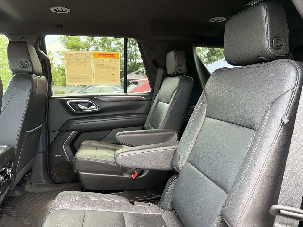 Used 2023 Chevrolet Tahoe LT AWD/4WD image 16