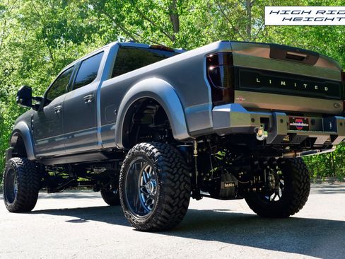 Used 2022 Ford F250 Limited AWD/4WD image 7