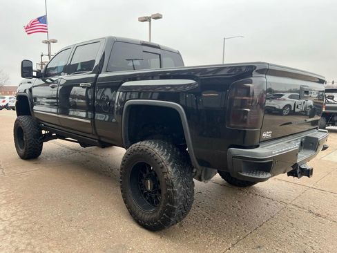 Used 2015 GMC Sierra 2500 Denali w/ Duramax Plus Package image 6