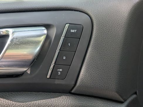 Used 2014 Porsche Cayenne AWD/4WD image 24
