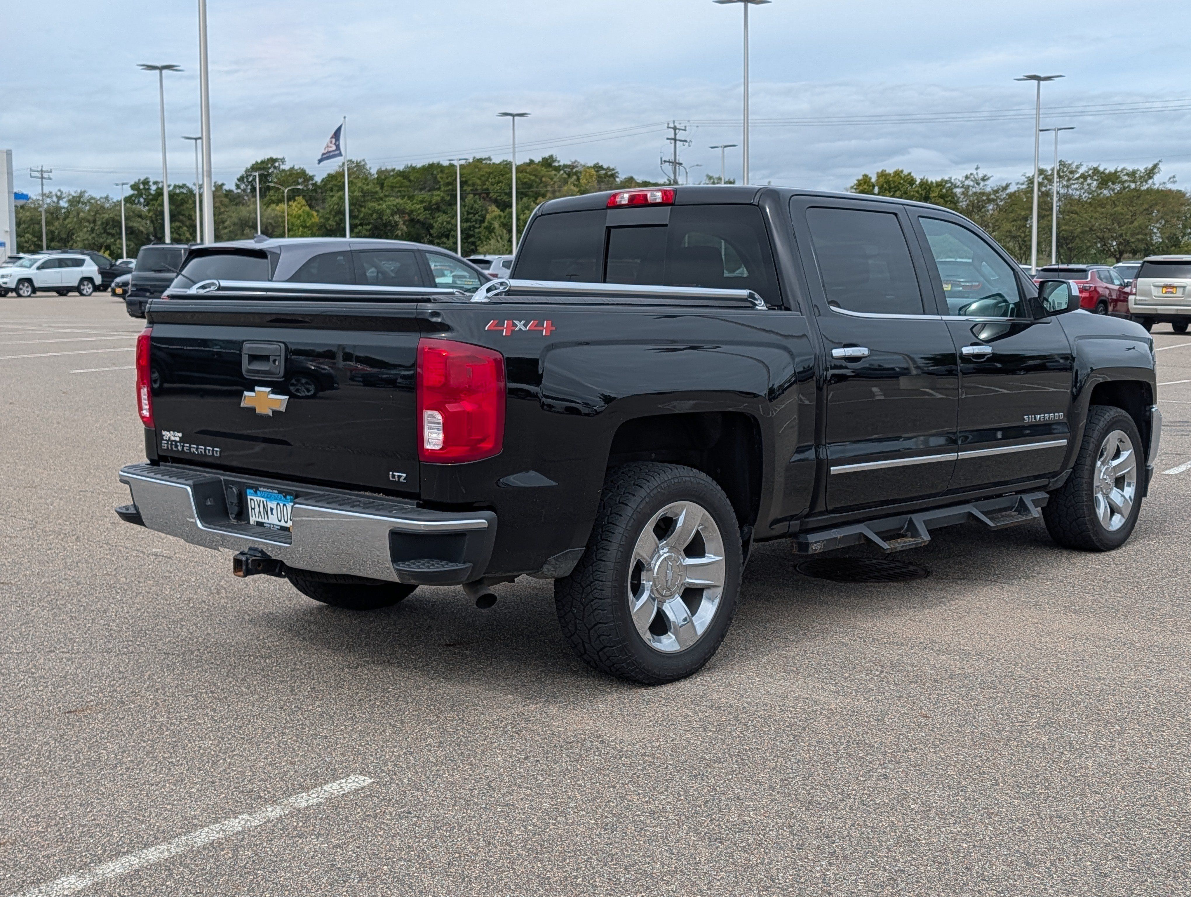 Used 2018 Chevrolet Silverado 1500 LTZ w/ Sport Package AWD/4WD image 4