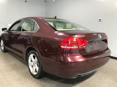 Used 2013 Volkswagen Passat 2.5 SE FWD image 5
