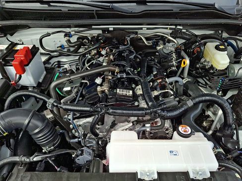 Used 2025 Toyota 4Runner SR5 image 28