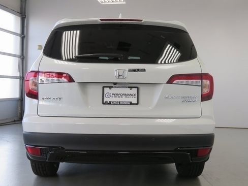 Used 2022 Honda Pilot Black Edition image 17