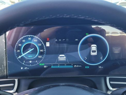 New 2026 Hyundai Elantra Limited FWD image 20
