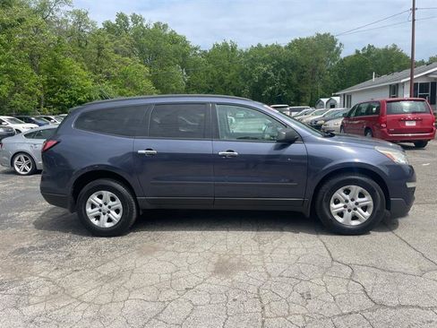 Used 2014 Chevrolet Traverse LS FWD image 4