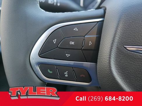 New 2026 Chrysler Pacifica Select image 29