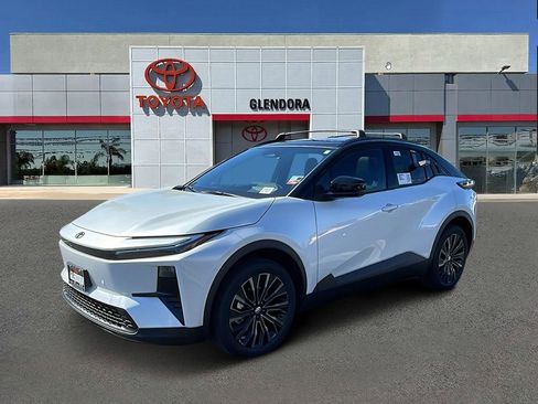 New 2026 Toyota C-HR AWD/4WD image 7