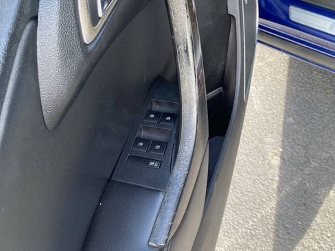 Used 2013 Buick Verano Leather FWD image 9