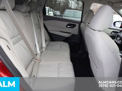 Used 2025 Nissan Rogue SV image 23