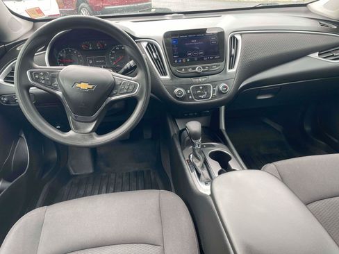 Used 2024 Chevrolet Malibu LS FWD image 7