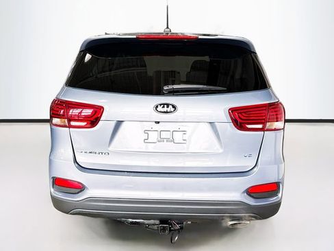 Used 2020 Kia Sorento LX image 7