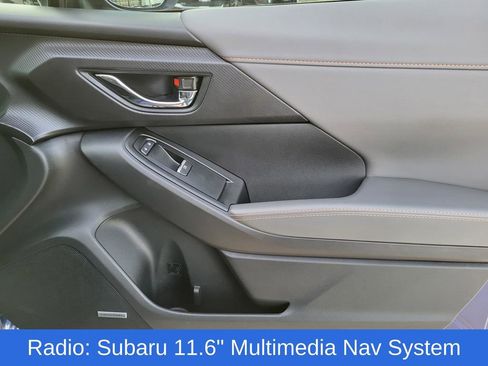 Certified 2025 Subaru Crosstrek 2.5i Limited w/ Crosstrek Mirror Package image 7