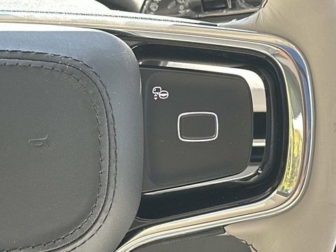 New 2025 Lincoln Navigator Reserve image 30