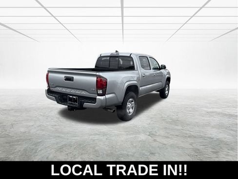 Used 2022 Toyota Tacoma SR image 5