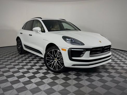 New 2026 Porsche Macan AWD/4WD image 6