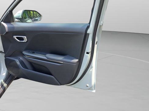 New 2026 Kia K4 FWD image 11