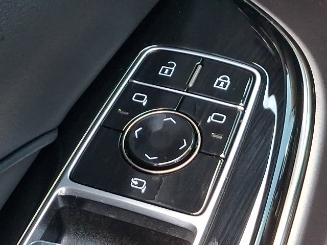 Certified 2026 Cadillac Lyriq Sport AWD/4WD image 25