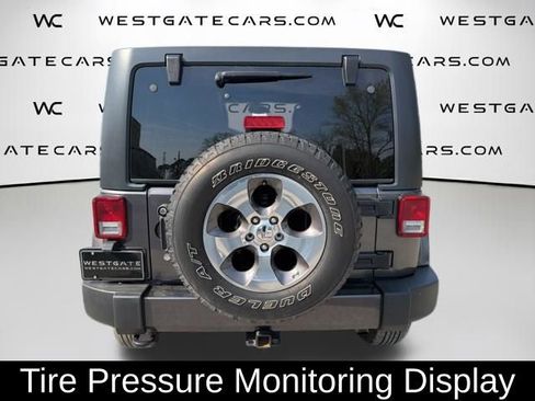 Used 2017 Jeep Wrangler Unlimited Sahara w/ Connectivity Group image 8
