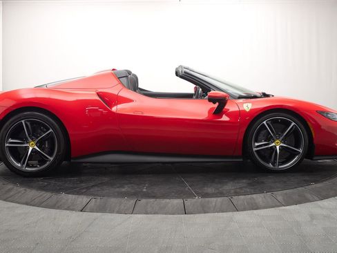 Used 2025 Ferrari 296 GTS RWD image 3