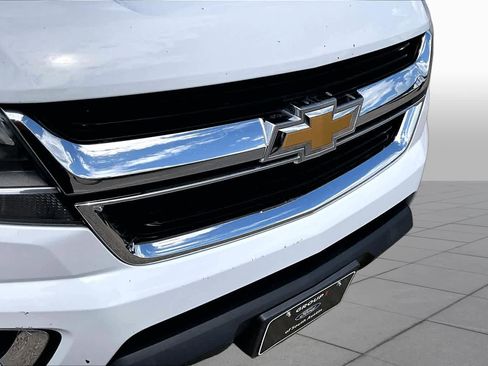 Used 2018 Chevrolet Colorado LT w/ LT Convenience Package RWD image 30