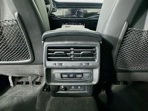 Used 2022 Audi Q7 3.0T Premium Plus w/ Premium Plus Package AWD/4WD image 27