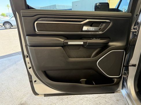 Used 2024 RAM 1500 Laramie AWD/4WD image 19