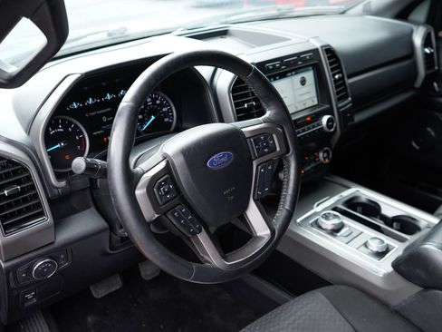 Used 2019 Ford Expedition Max XLT AWD/4WD image 11