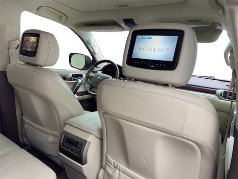 Used 2013 Lexus GX 460 Premium image 48