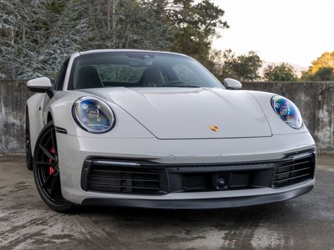Certified 2020 Porsche 911 Carrera S image 9