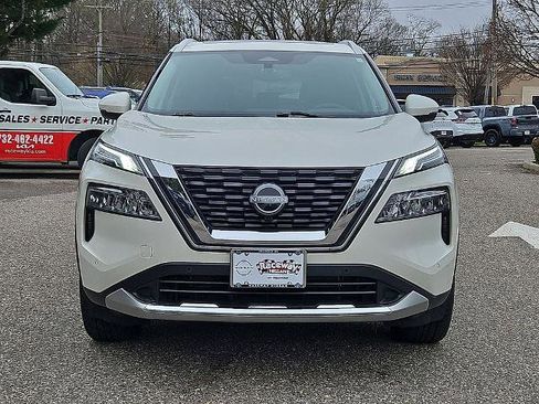 Certified 2023 Nissan Rogue Platinum AWD/4WD image 3
