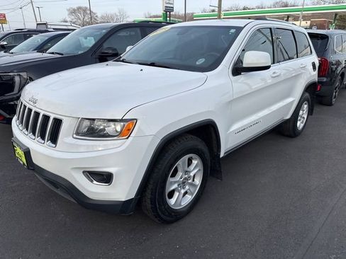 Used 2015 Jeep Grand Cherokee Laredo AWD/4WD image 3