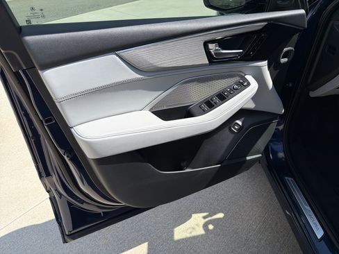 Certified 2024 Acura MDX SH-AWD w/ Advance Package image 14