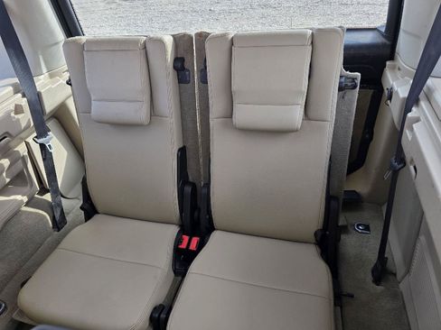 Used 2013 Land Rover LR4 HSE AWD/4WD image 12