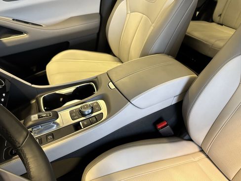 Certified 2026 INFINITI QX60 Luxe w/ Family Package image 21