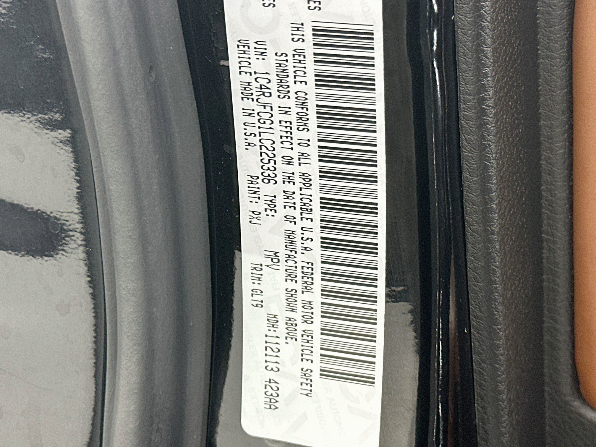 Used 2020 Jeep Grand Cherokee Overland AWD/4WD image 12