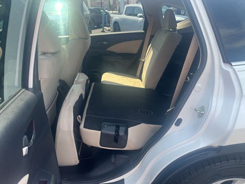 Used 2016 Honda CR-V EX image 28