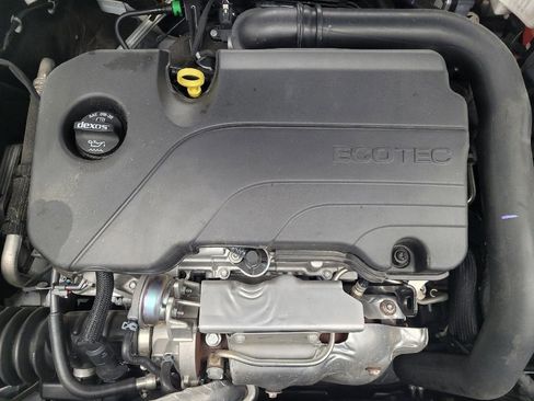 Used 2023 Chevrolet Malibu LT image 30