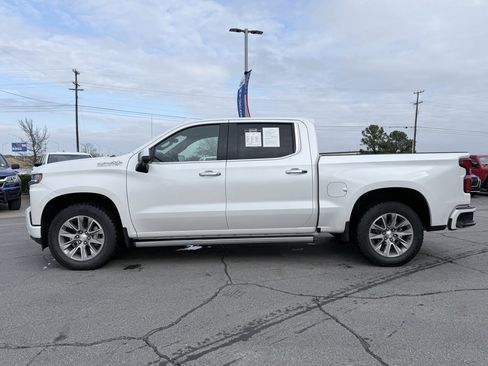 Used 2020 Chevrolet Silverado 1500 High Country w/ Technology Package image 4
