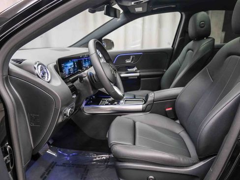 Certified 2025 Mercedes-Benz GLA 250 image 20