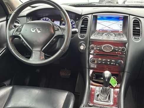 Used 2017 INFINITI QX50 2WD w/ Premium Plus Package image 10